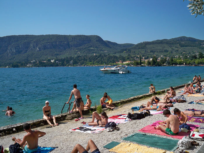 Turismo_Lago_Spiaggia